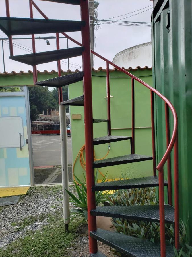 Container Hospedaria Araquari Buitenkant foto