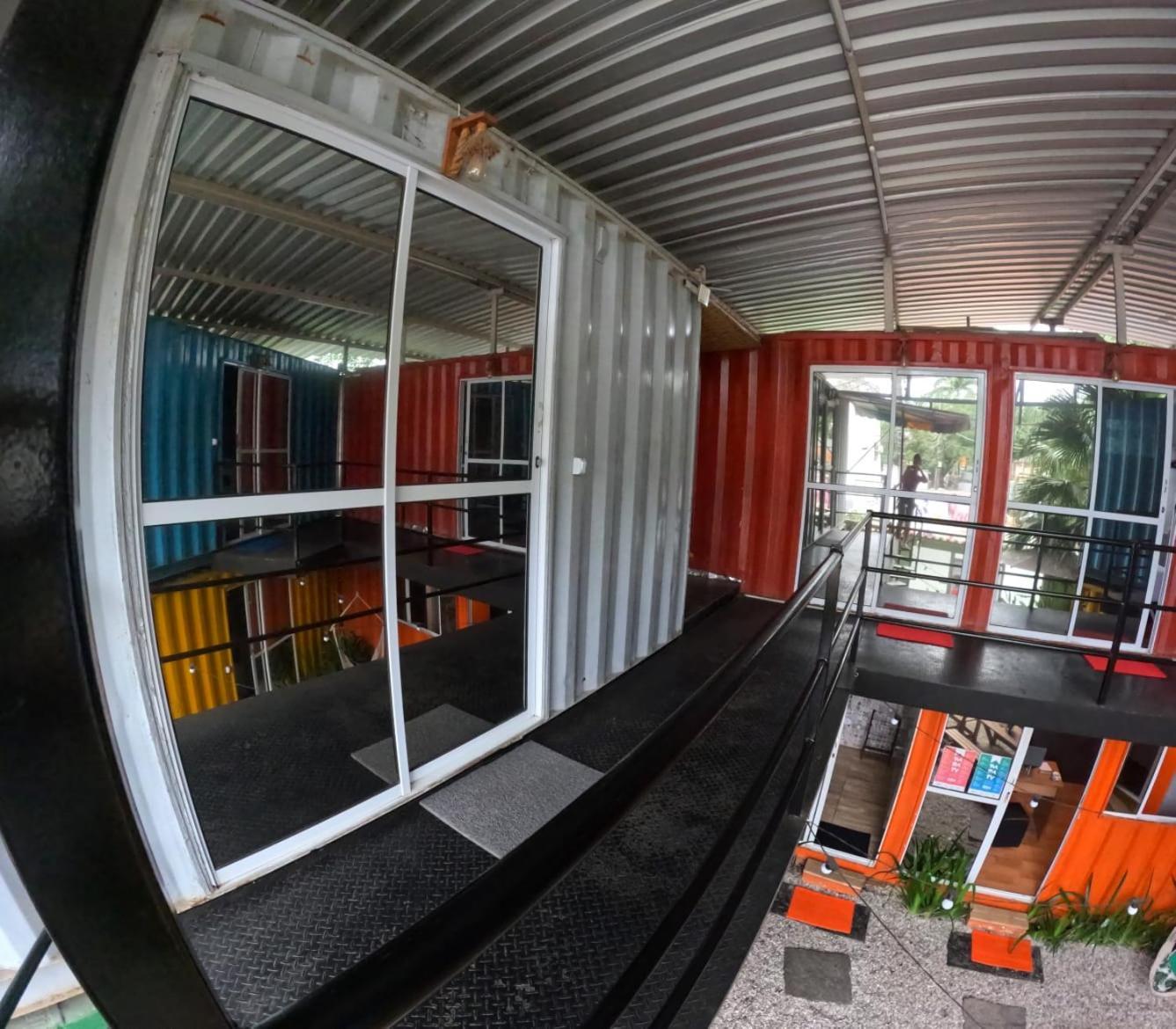 Container Hospedaria Araquari Buitenkant foto